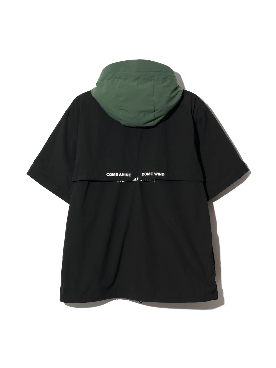 DRIVE Black golf wind jacket: back view with short sleeves, green hood and back vent