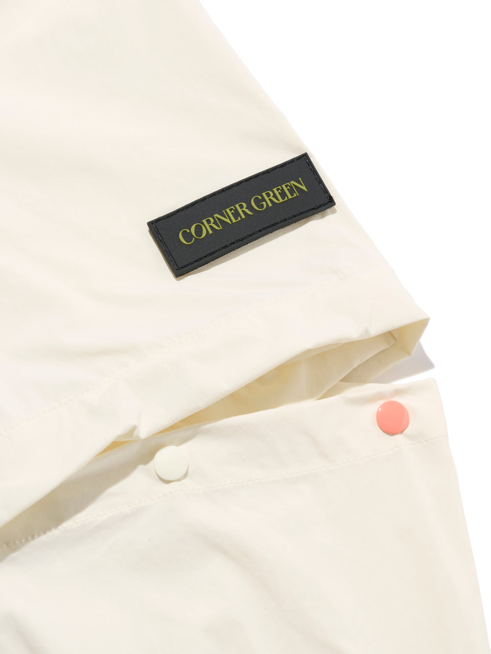 DRIVE Cream golf wind jacket: detachable sleeve and snap fasteners